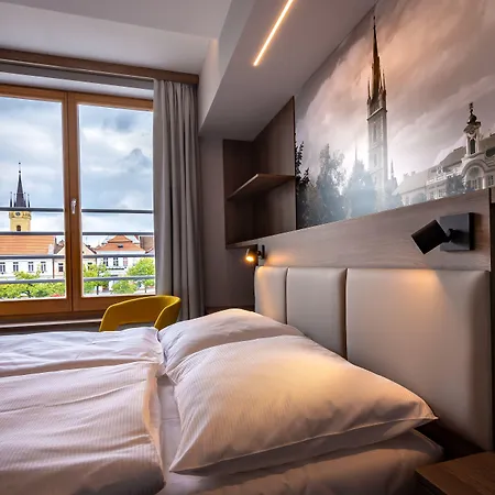 Grand Ξενοδοχείο Čáslav